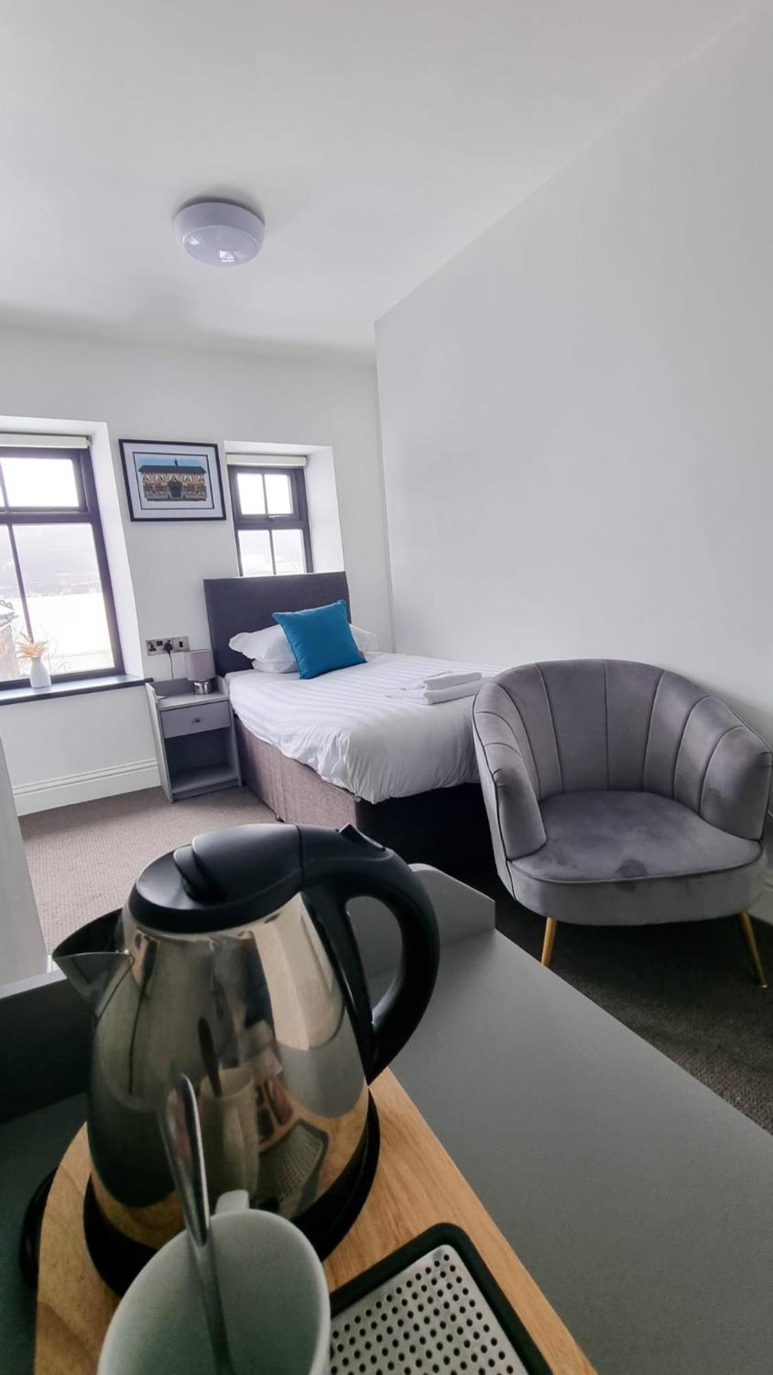 The Friendship Hotel Stocksbridge  Kültér fotó
